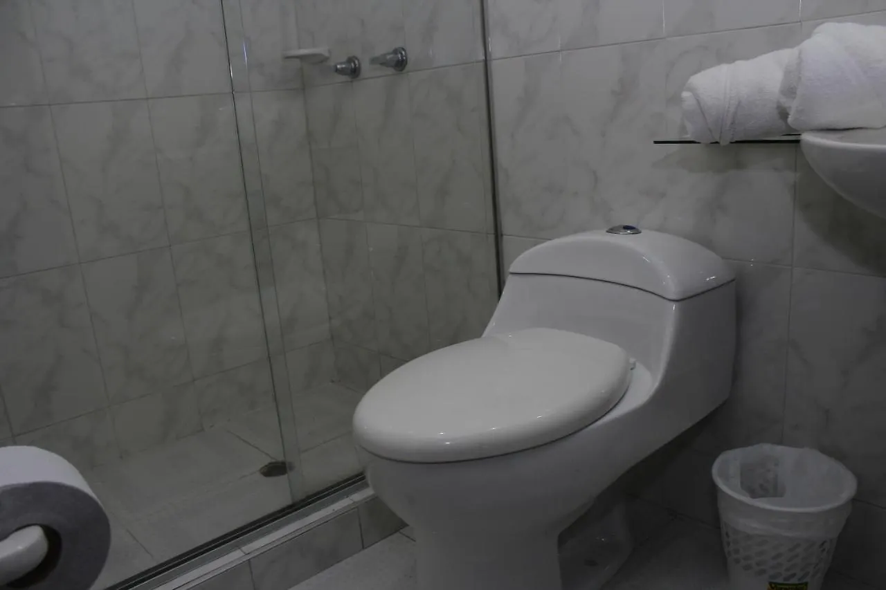 Hotel Dorado Plaza بوغوتا