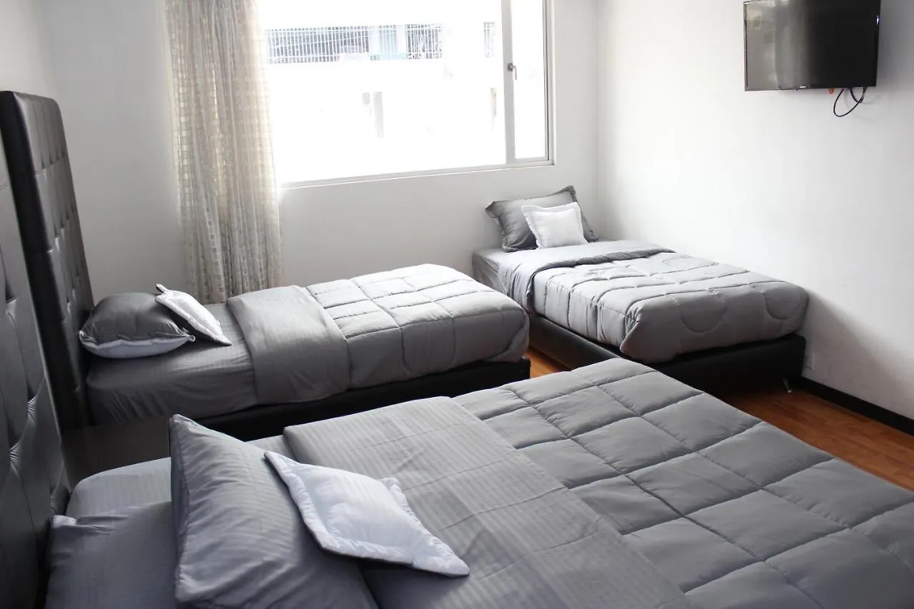 Hotel Dorado Plaza بوغوتا 3*,
